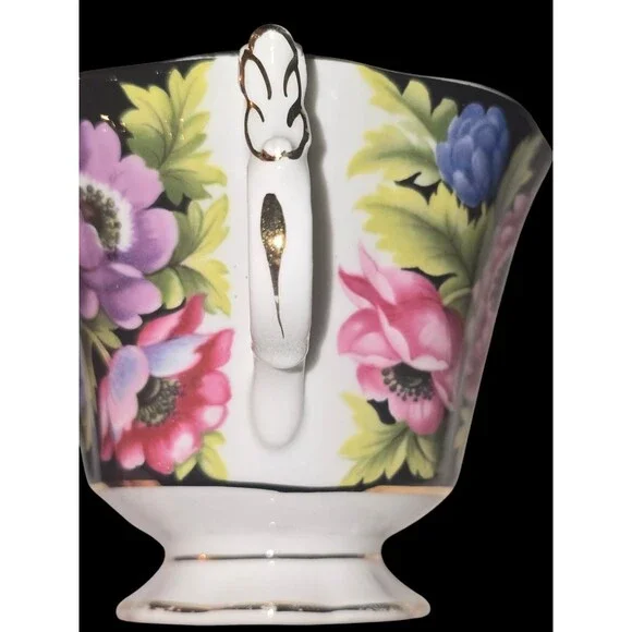 Royal Albert Cup and Saucer Bouquet Series Anemone - Picture 5 of 7